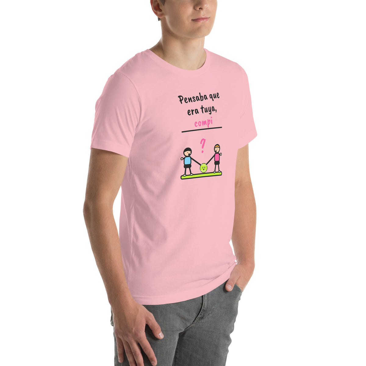 Front-right view of the pink Pensaba Que Era Tuya, Compi Padel Tee