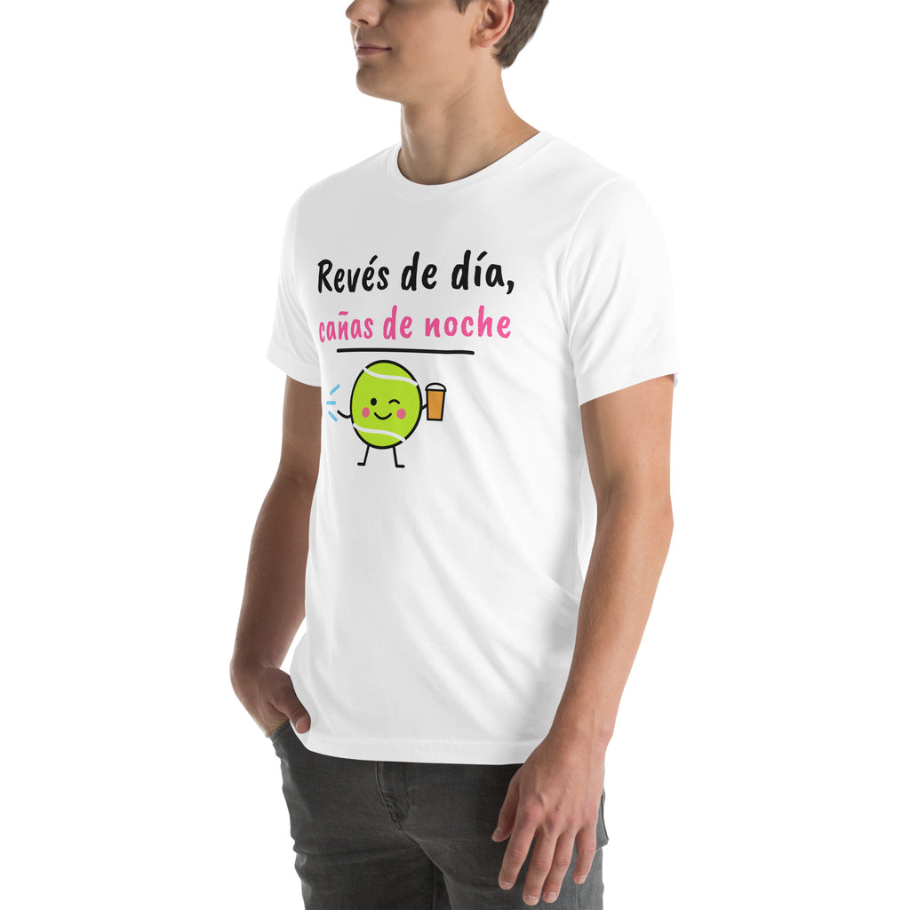 Front-left view of the white Revés de Día Padel Tee